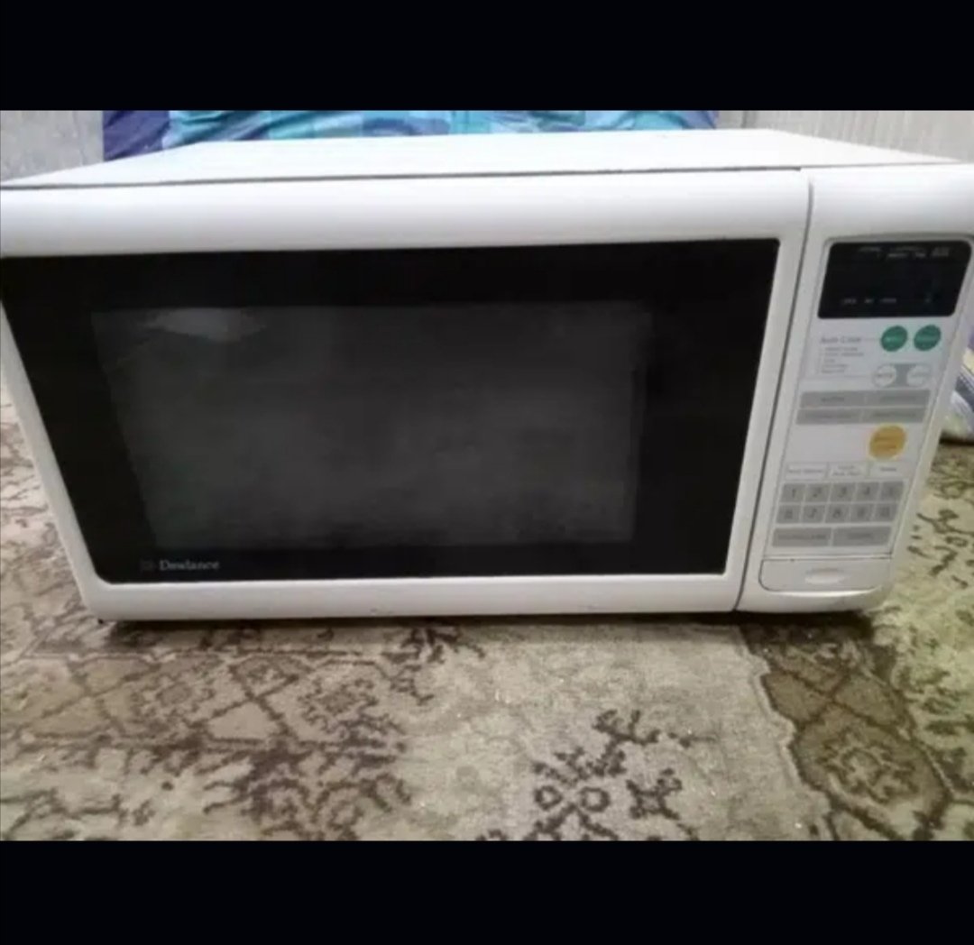 Dawlance microwave oven