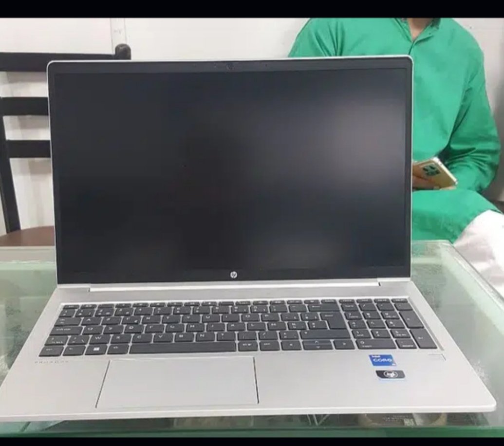 HP ProBook 450 core i5-1235U 12th Gen 8Gb Ram/256Gb Ssd