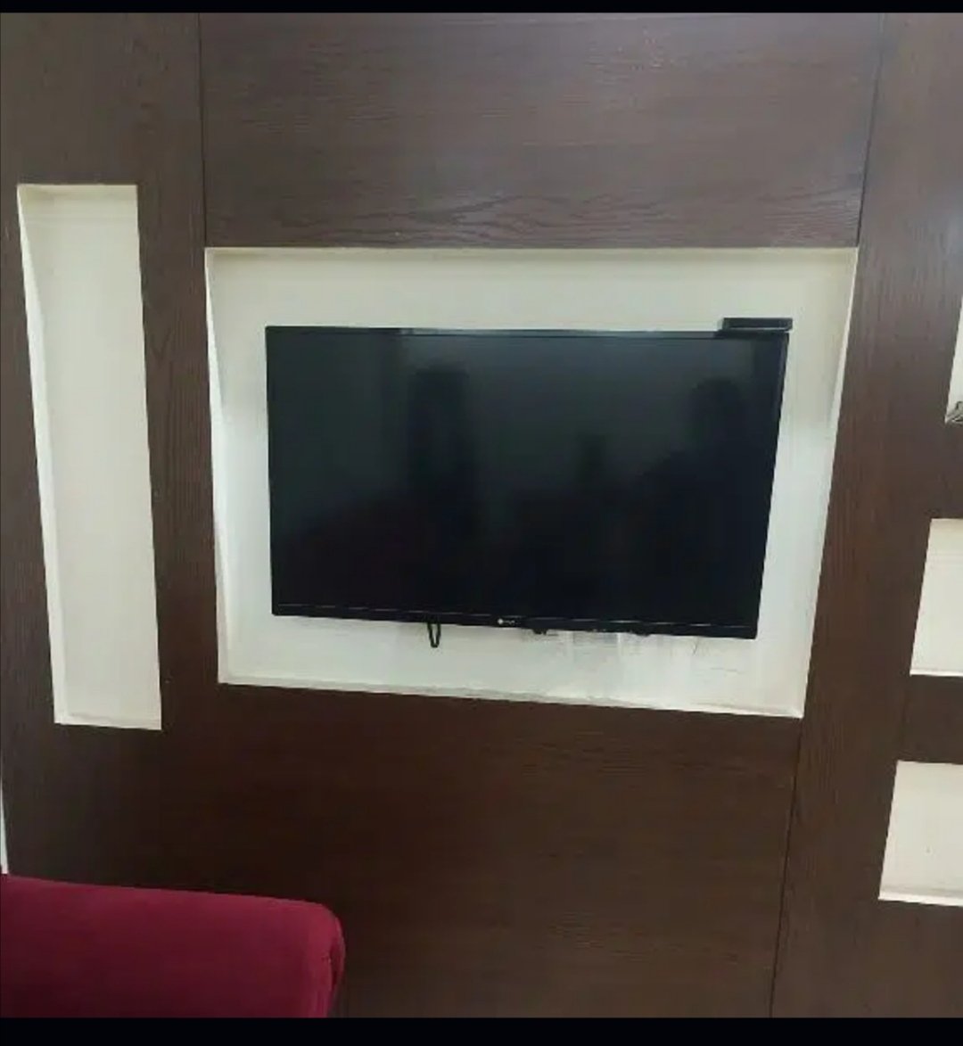 40inch Electrolux Orange brand LCD for sale.