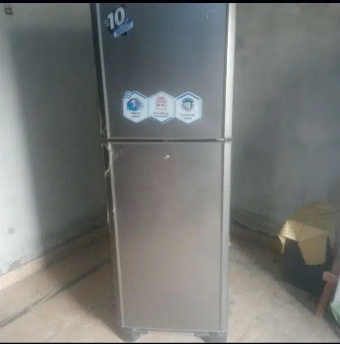 company 1 year used more beautiful work condition