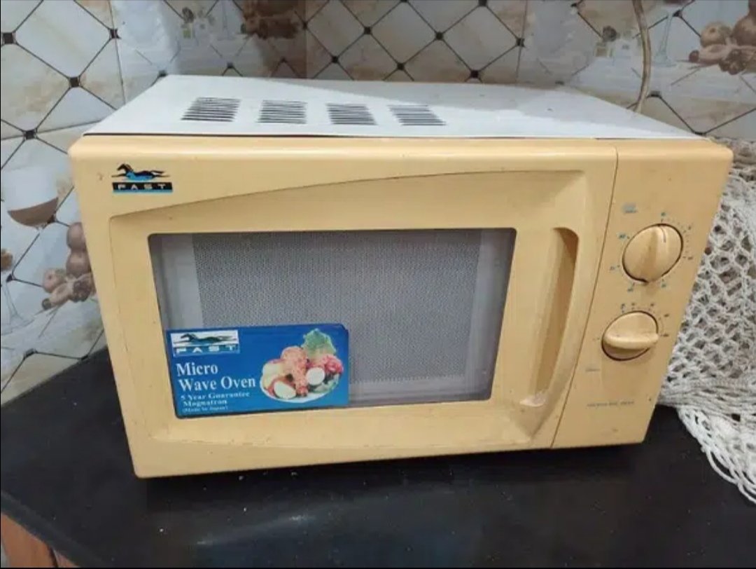 Microwave Ovan