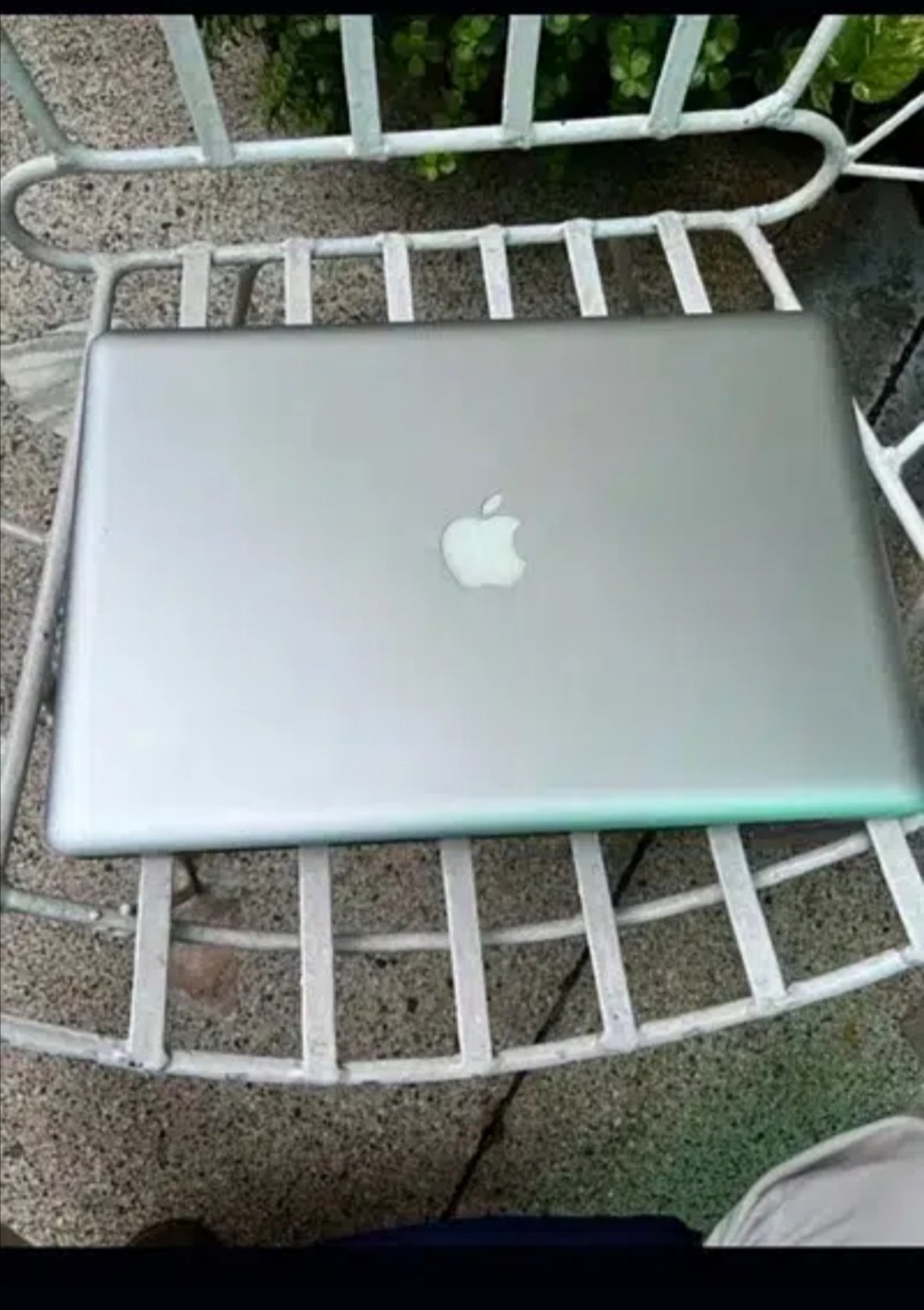 Macbook Pro (15.6-inch, Mid 2012) 16GB Ram 256 GB storage core i7