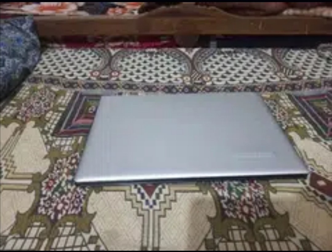 LENOVO IDEAPAD 15 CORE I5 6TH GEN 8GB RAM 500Gb hard