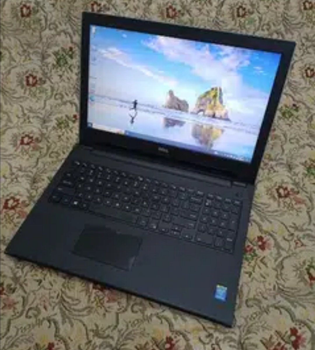 Dell Core i3-4th Generation 8GB RAM Laptop 500GB HHD mint Conditions: