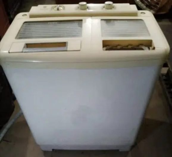 Toyo washing machine double 2 in 1