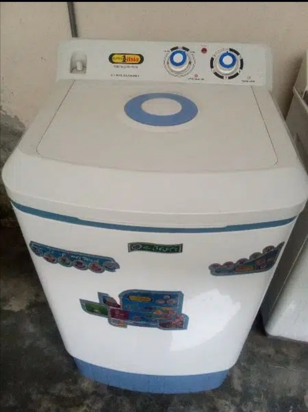 new ha bas paso ki zarort ha jis ki waja sy sale Karni ha