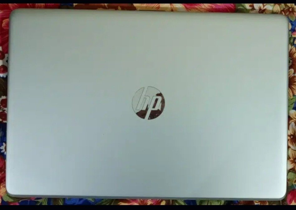 HP Gaming i5 7thGEN 2gb dedicated Radeon 256gb SSD 8gb RAM 15.6″HD LED