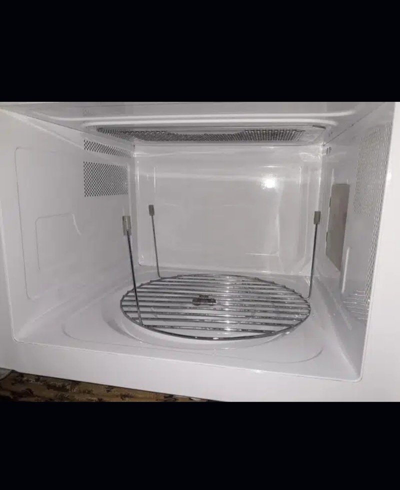 Dawlance Microwave Oven with Box
