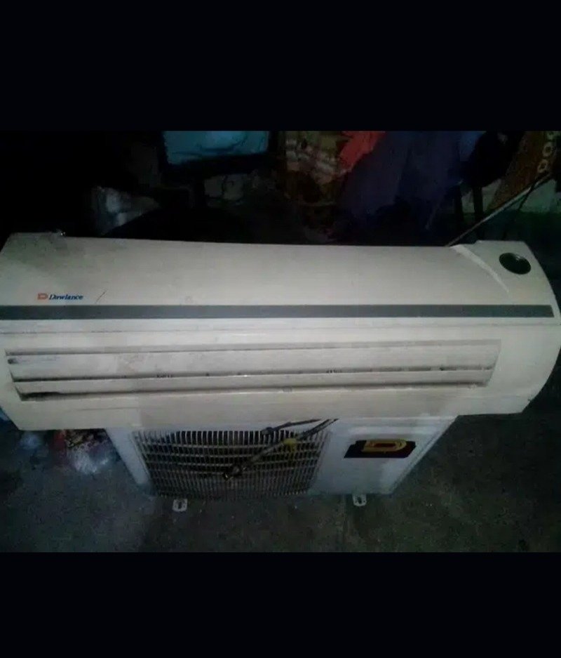 dawlance split AC 1.2 tan