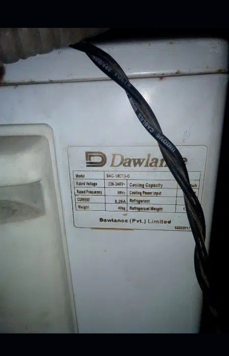 dawlance split AC 1.2 tan