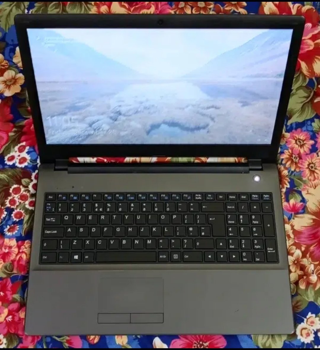 LG (6th-GEN 4Core Intel) 256gbSSD 8gbRAM 15.6″HD LED 2-hours timing