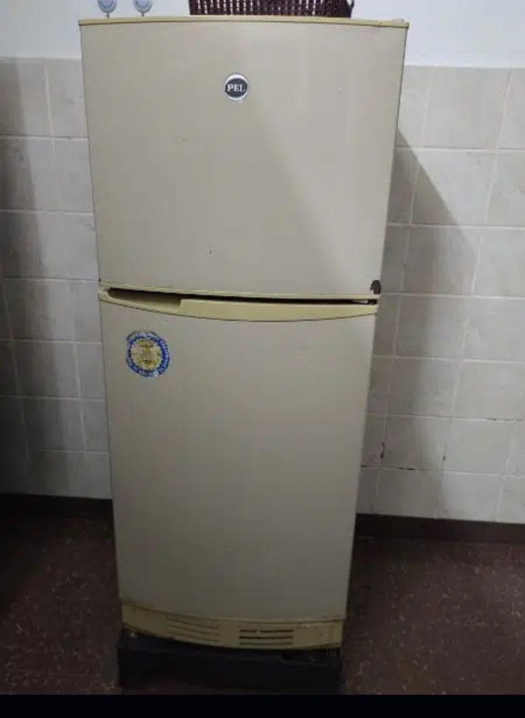 pel medium size fridge for sale