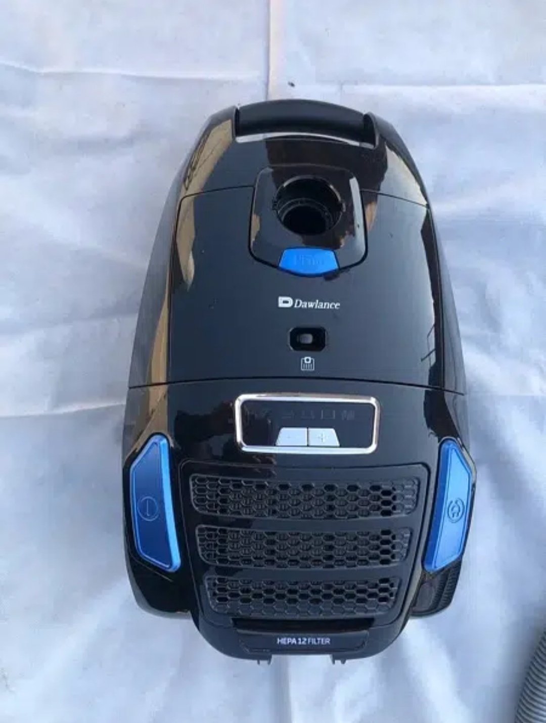 Dawlance Vacuum Cleaner DWVC 6724 Vacuum Cleaner Condition 10/10