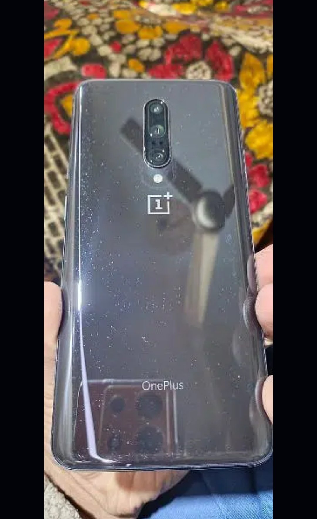 good condition global phone 12/256