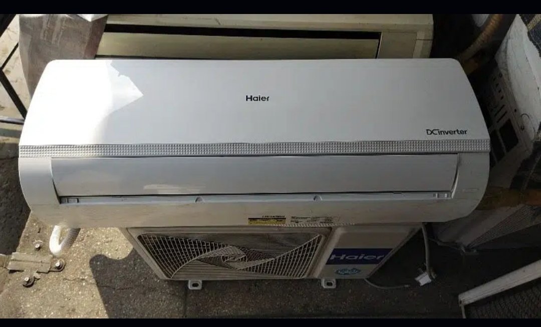Dc inverter 1.0 ton only one month use new 140000