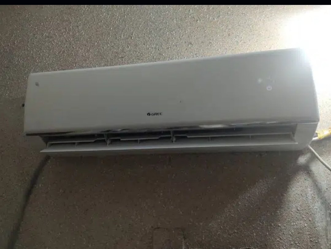 Gree Ac 1.5 ton Lomo series