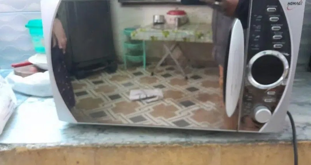 Homage microwave glass door