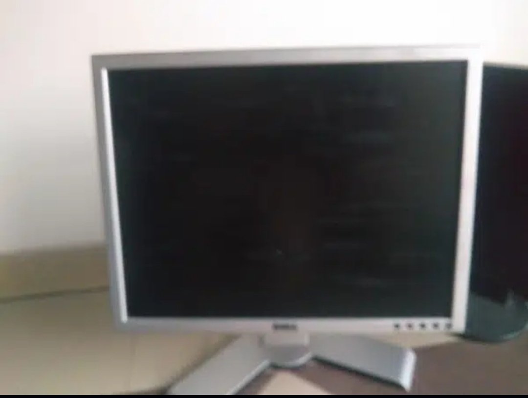 19 Inch Computer LCD