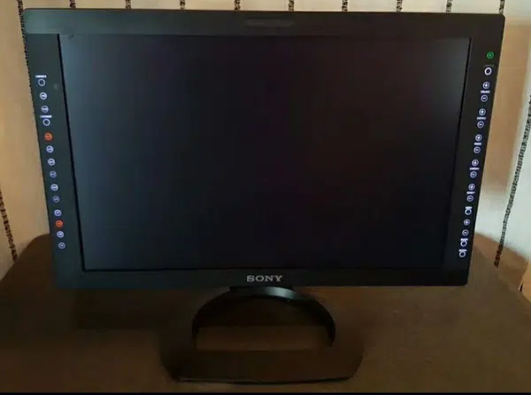 BROADCAST LCD MONITOR