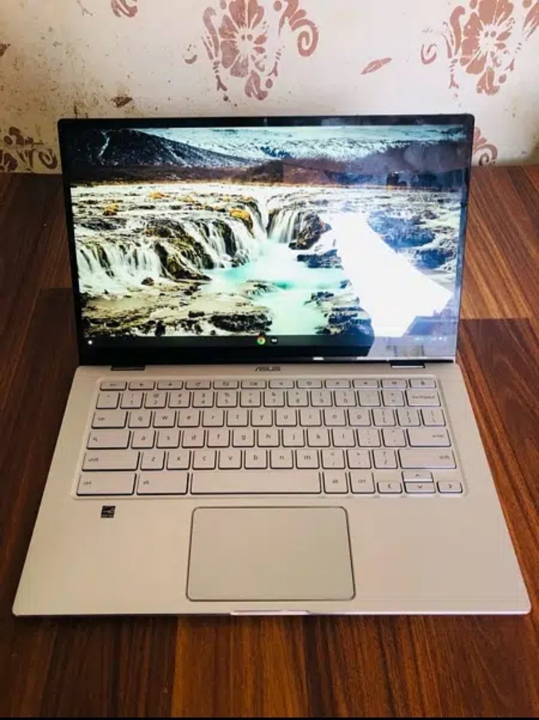 Asus Chromebook C434T
