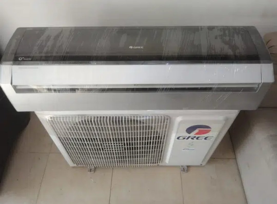 Gree 1.5 ton Dc inverter Genuine