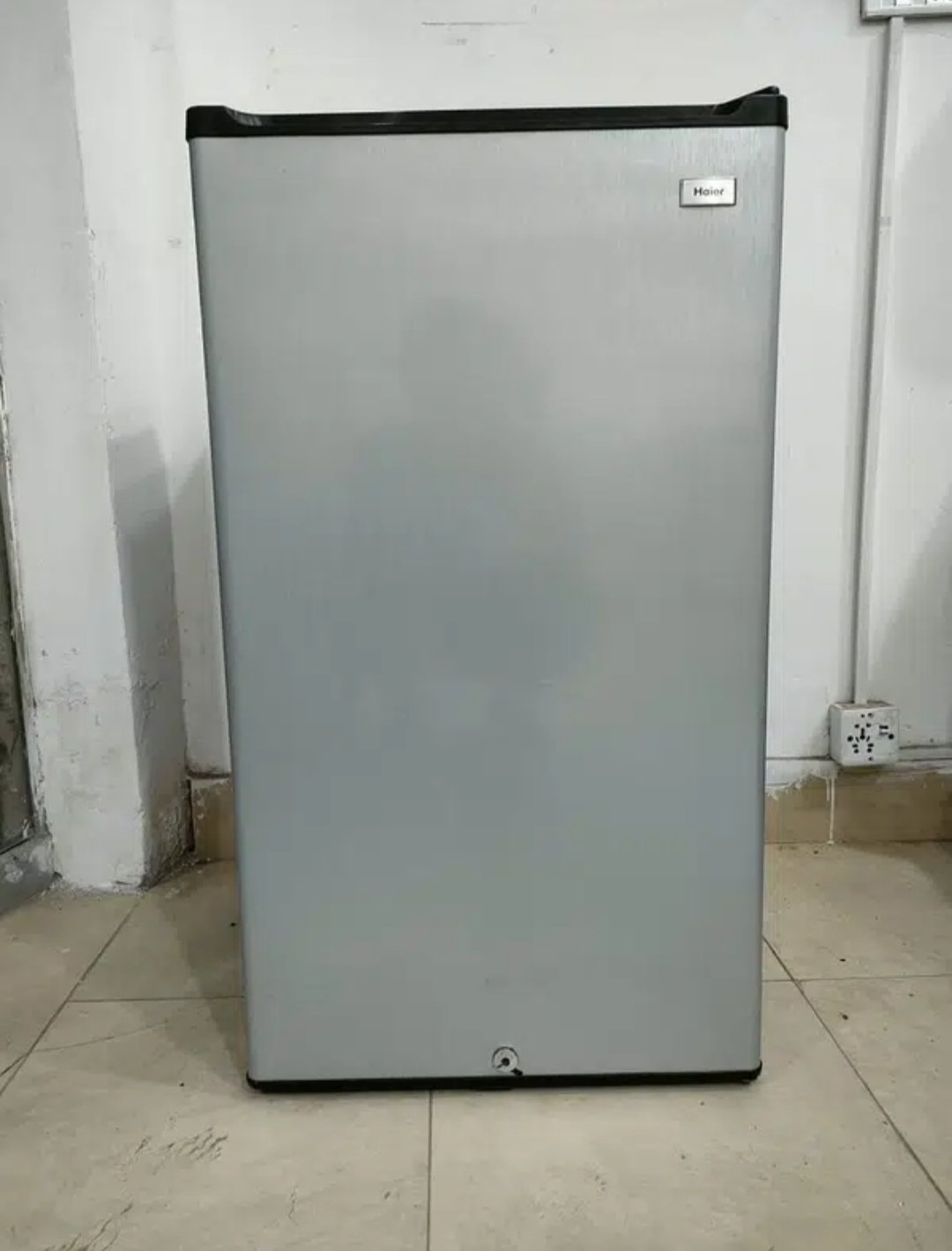 Haier fridge Room size sooper set 1
