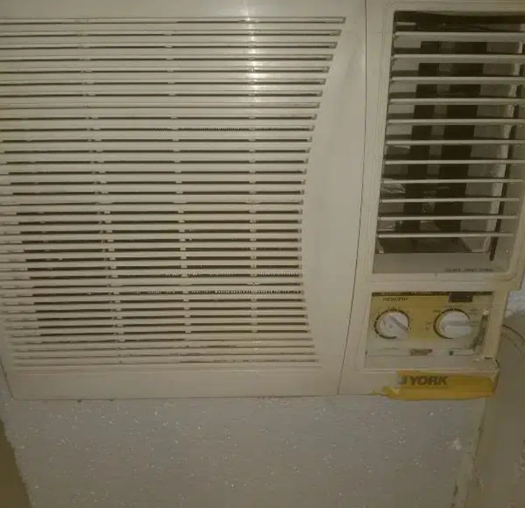 Window air conditioner in good working condition | 0.75 ton
