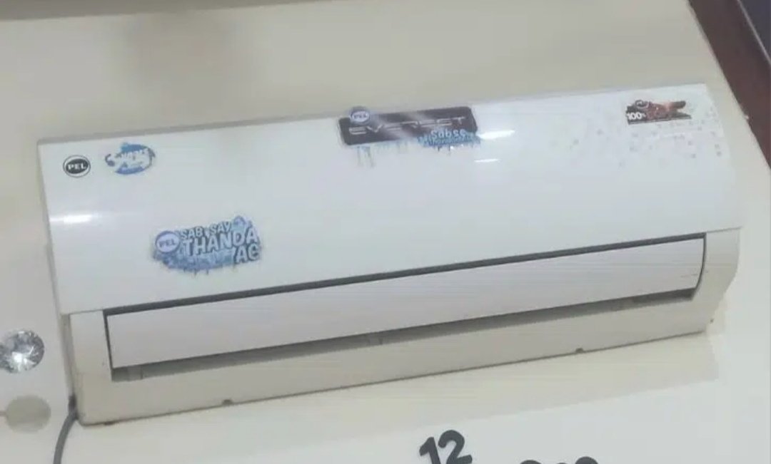 1 Ton PEL Non Inverter AC 9/10 condation, single hand use 100% ok