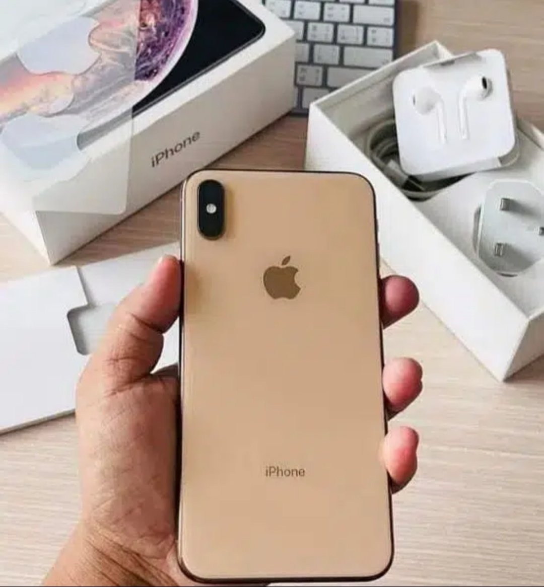 Apple iphone xs max 256GB Full Box