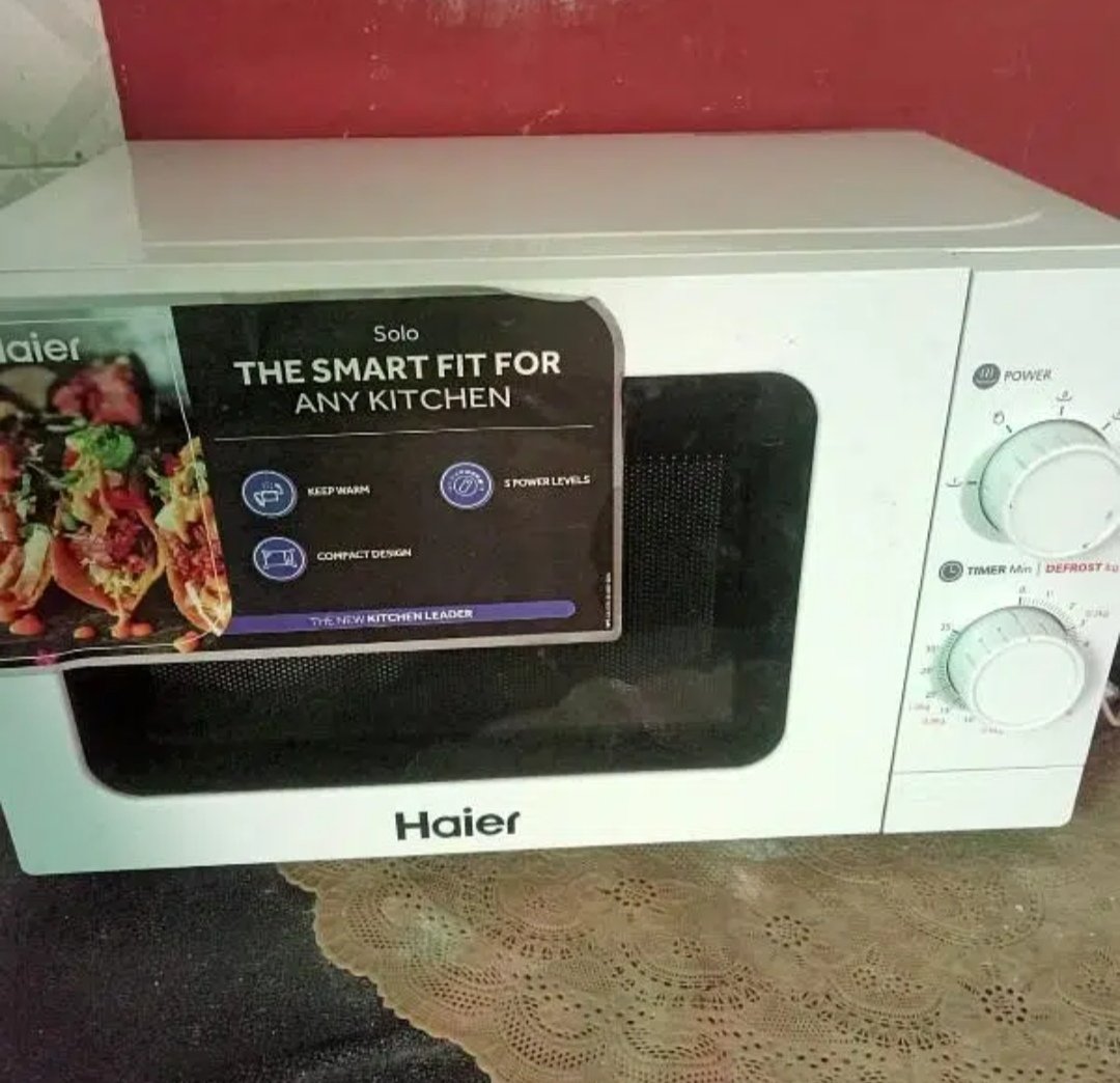 hier micro wave oven best condition/
