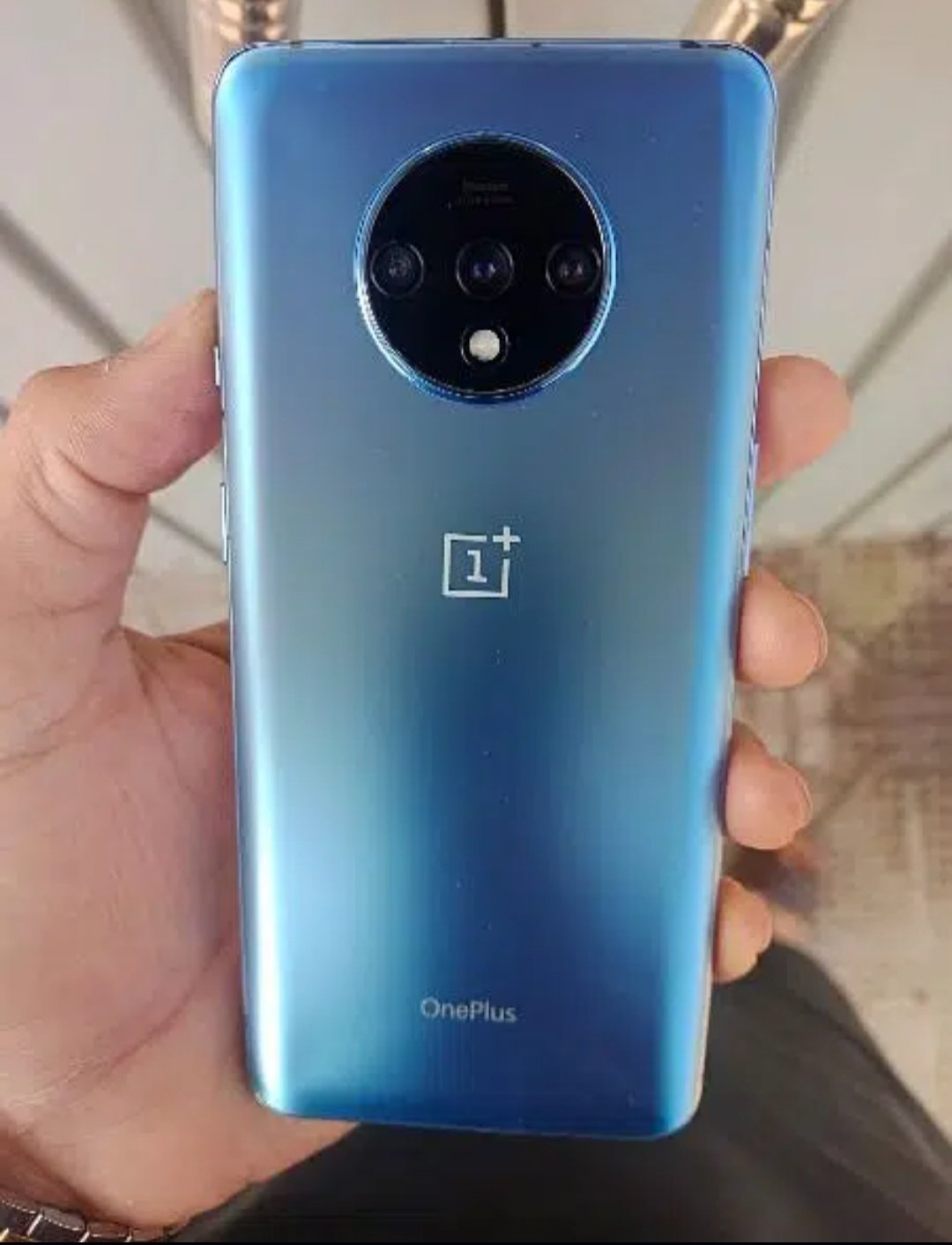 one plus 7T Rom 8+5 Ram 128