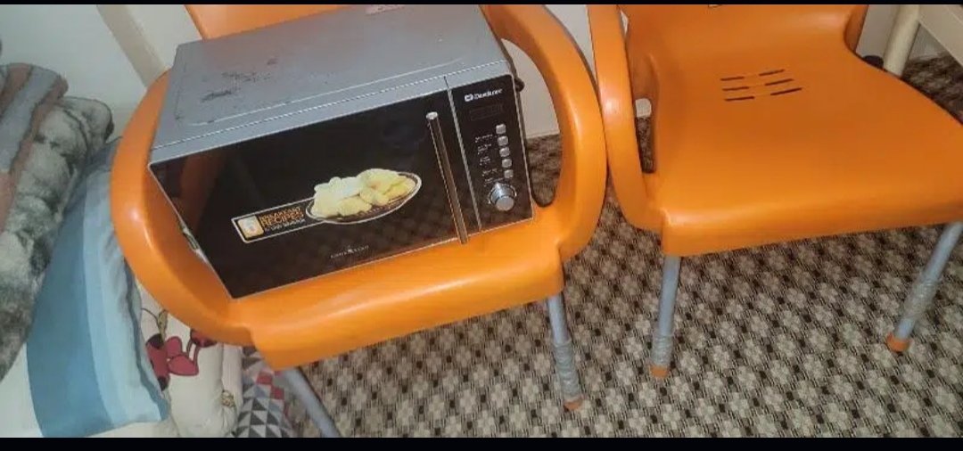 Vip condition ek br b repair nh howa geniune condition me ok hai