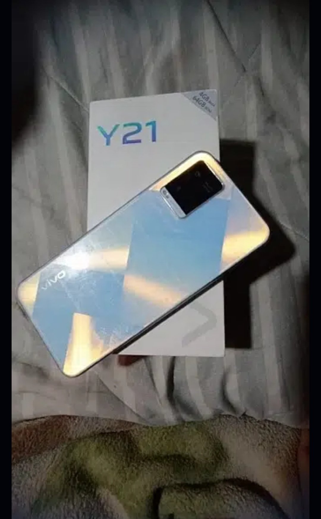 Vivo Y21