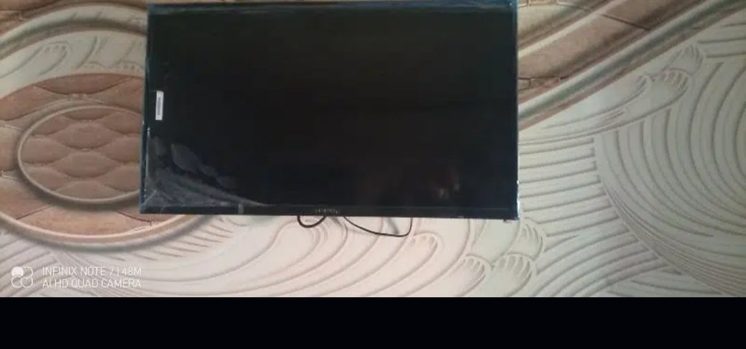 Noble Led 42″ just One month used