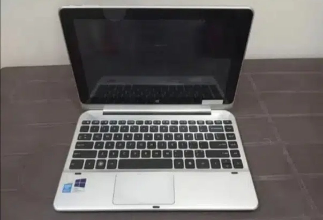 Haier y11b 4gb 128gb SSD with charger