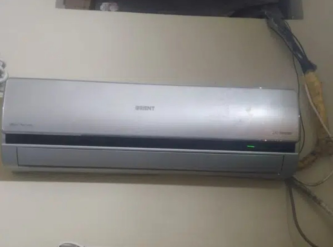 Orient Inverter AC good condition contact us