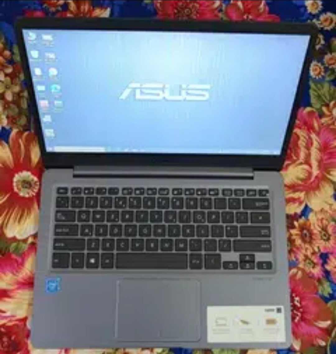ASUS Celeron N4000 4GB DDR4 RAM 64GB ROM 14inch HD Display 10 by 10