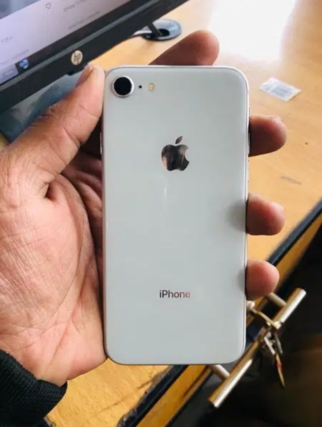 IPhone 8 All Sim working non pta