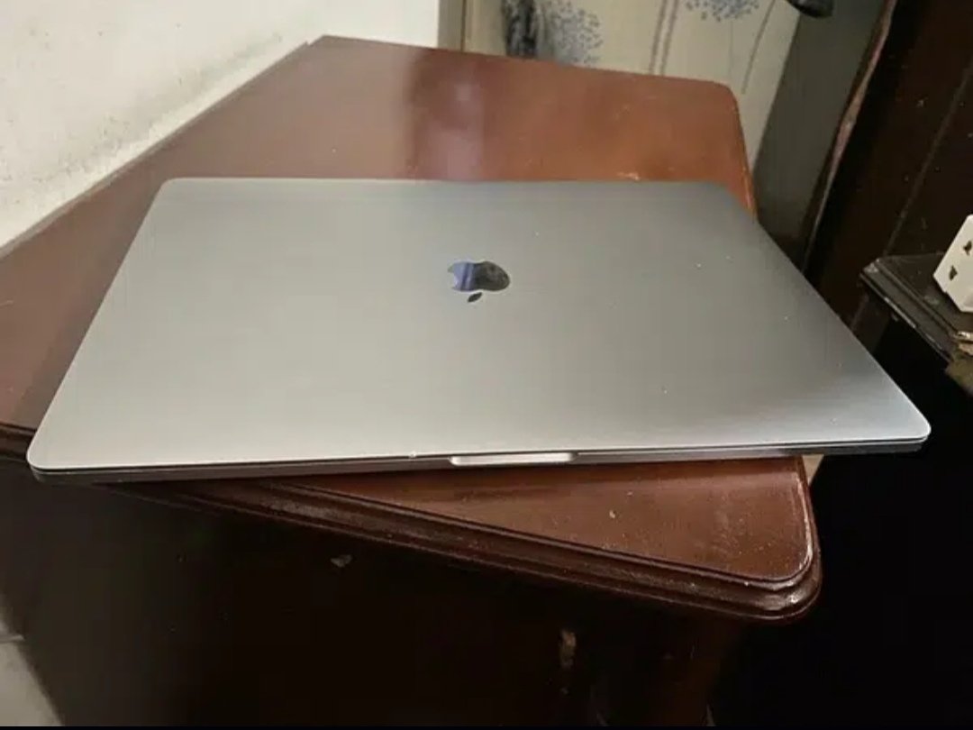 MacBook Pro 2016-2017 Retina Display “15” inch