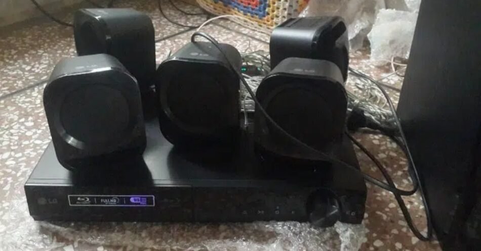 LG Home theater Sound system Almost new