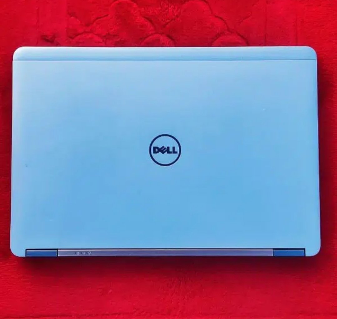 Dell Latitude 7440 Laptop i5 4th Generation