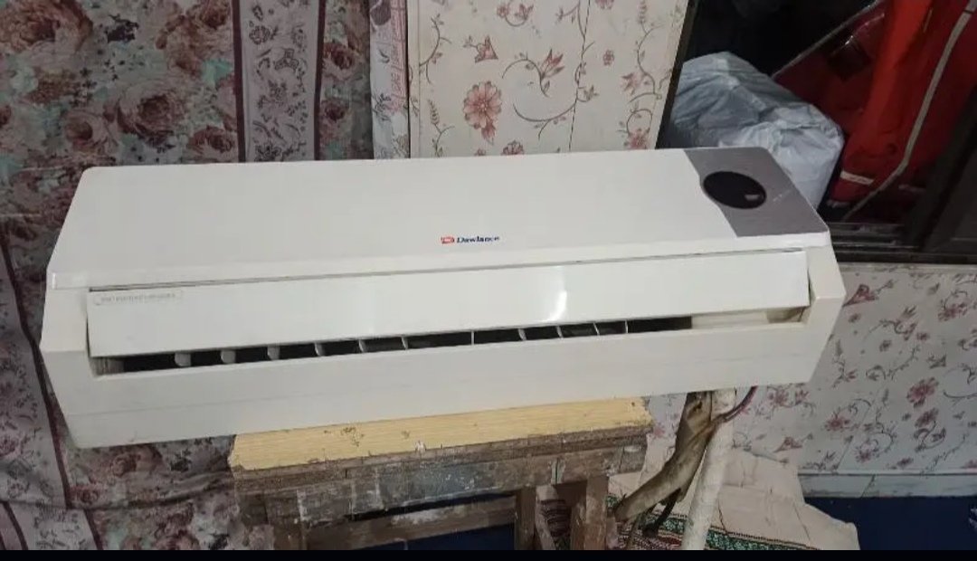 Dawlance 1.5 ton split AC indoor only