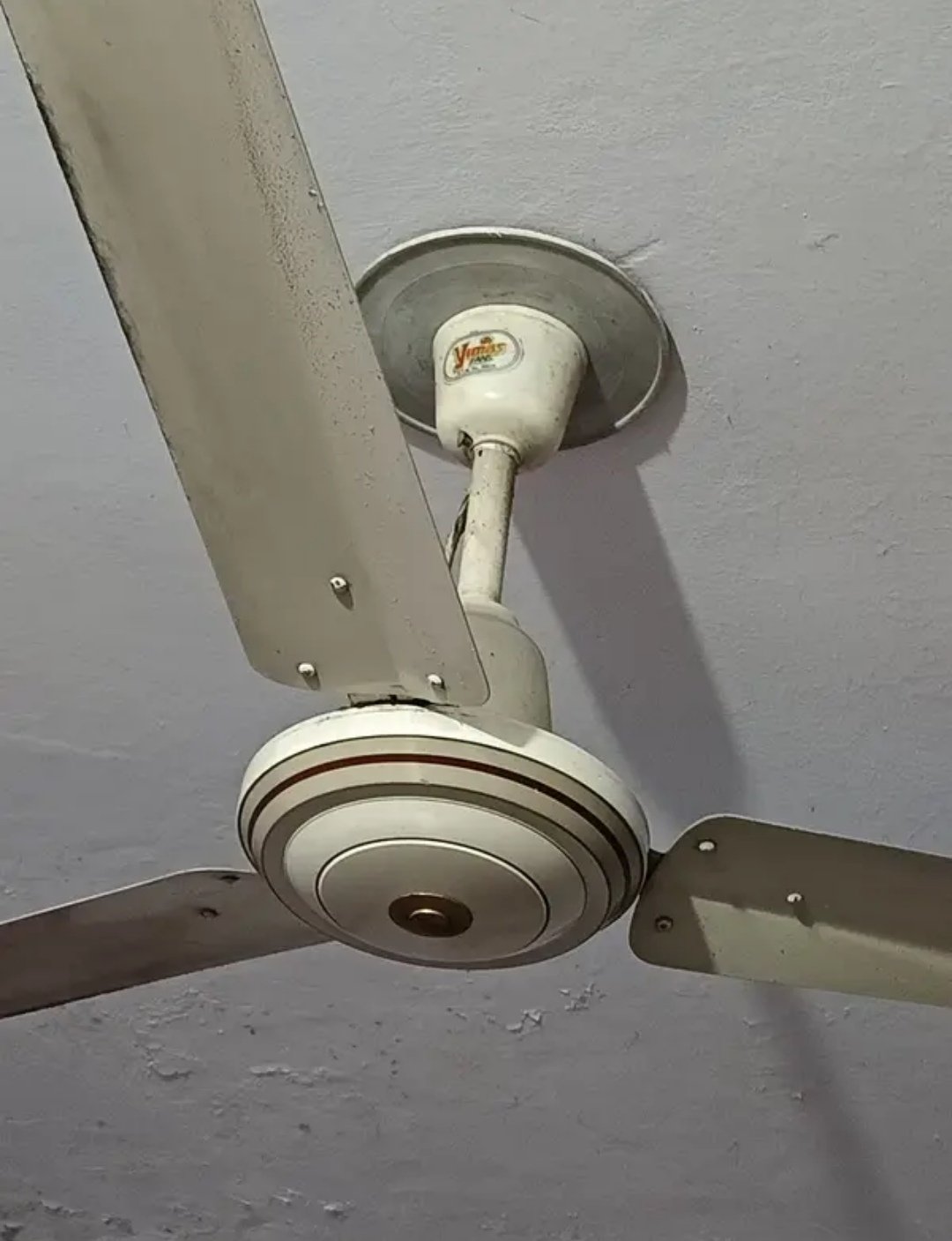 3 (three) younas fans Running condition for sale