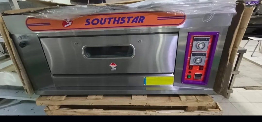 pizza oven south star, prep table, working table, food delivery bags