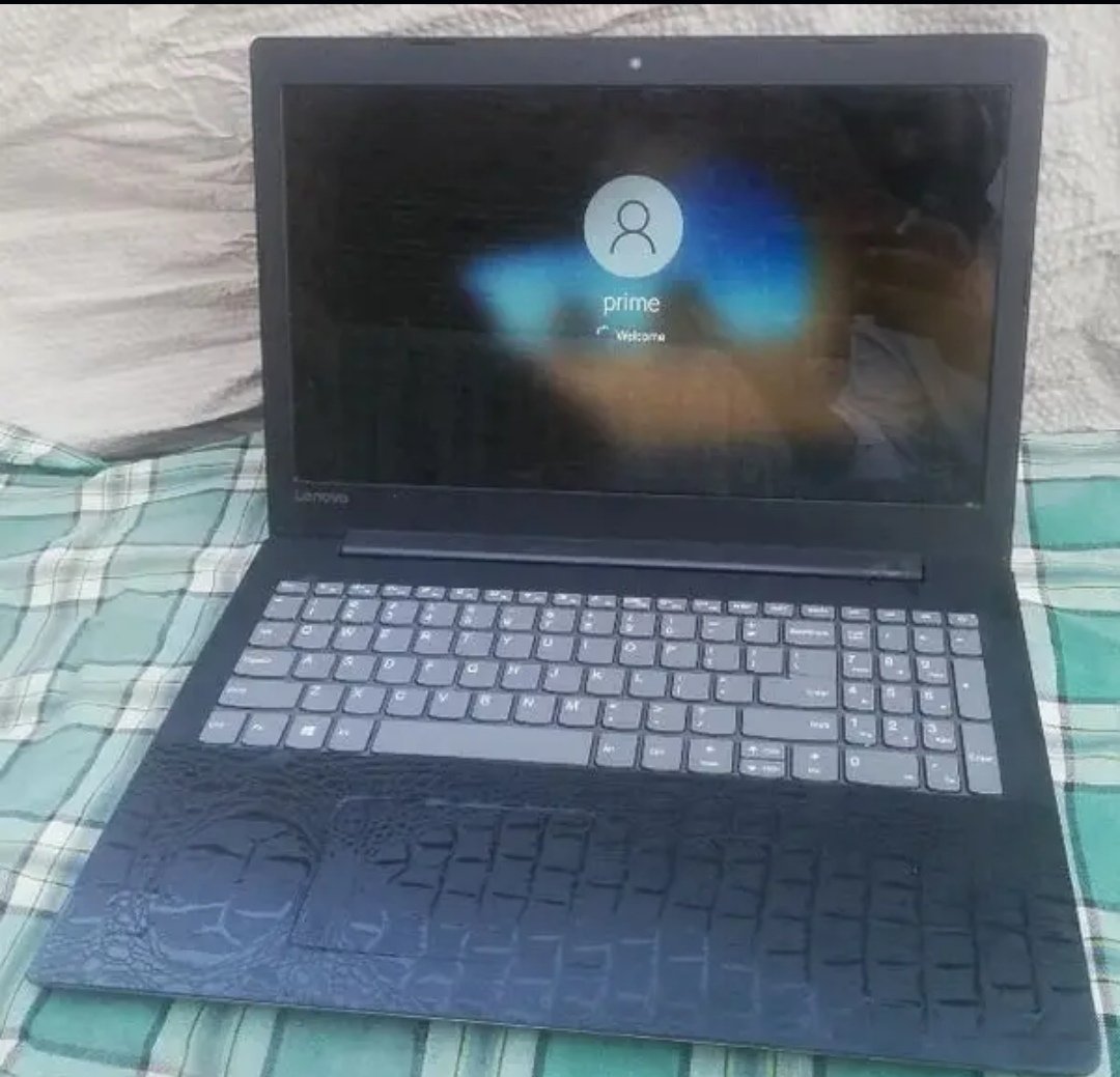 8th gen(4gb/128gb)lenovo ideapad