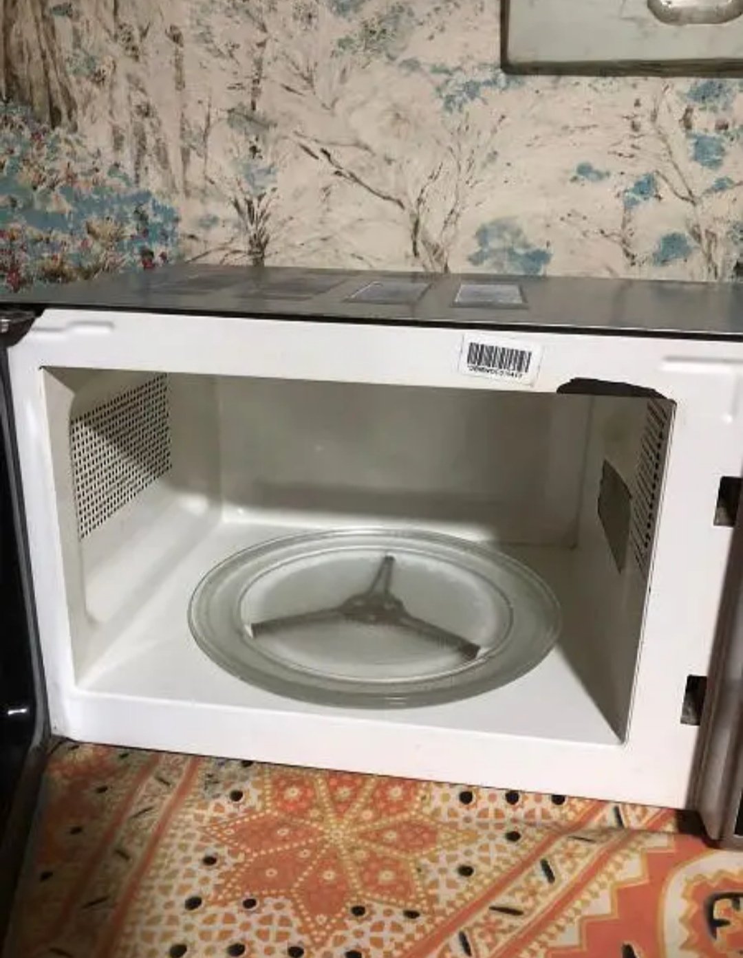 microwave Dawlance 17 litter