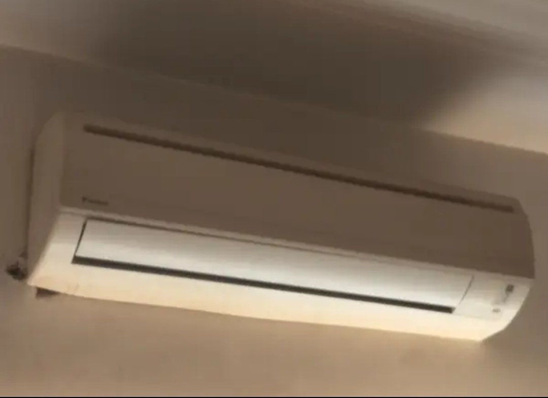 aisi bilkul okay hai Koi phone Nahin hai