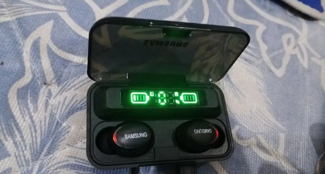 SAMSUNG EARBUD HIGH SOUND QUALITY