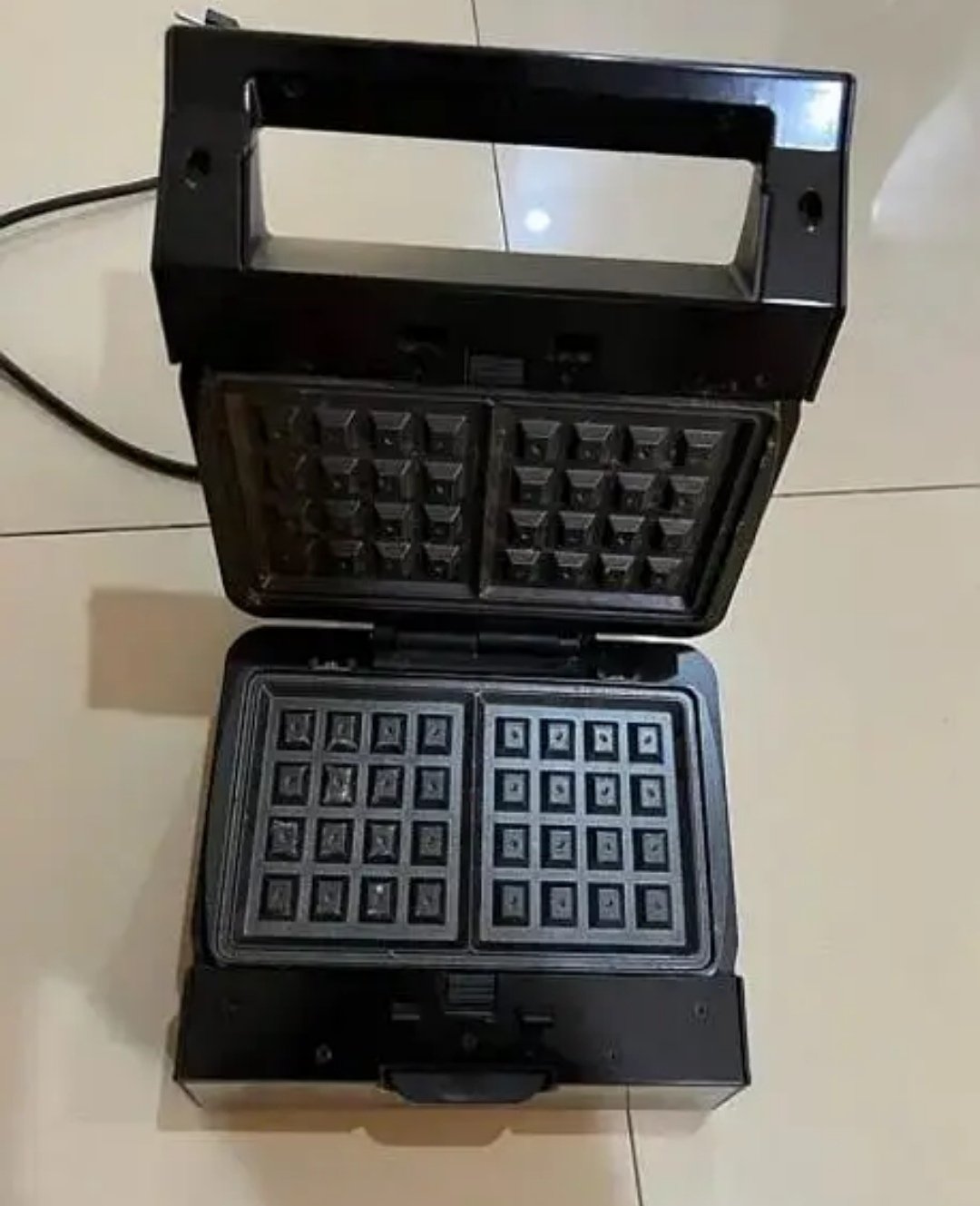 West Point waffle and sandwich maker