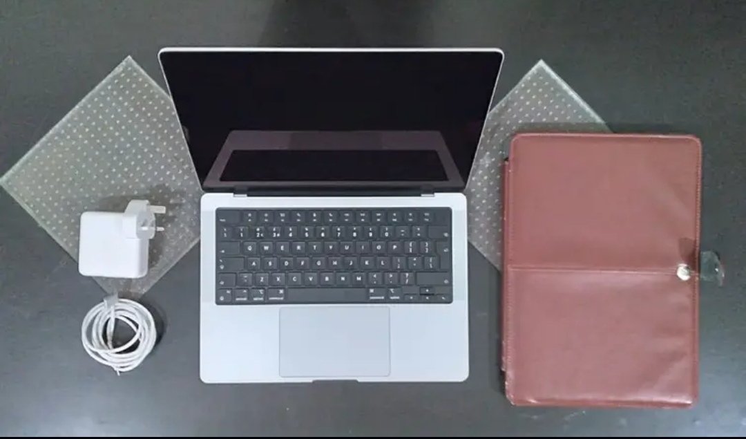 Macbook Pro M1, 14″ (16/512) Almost New